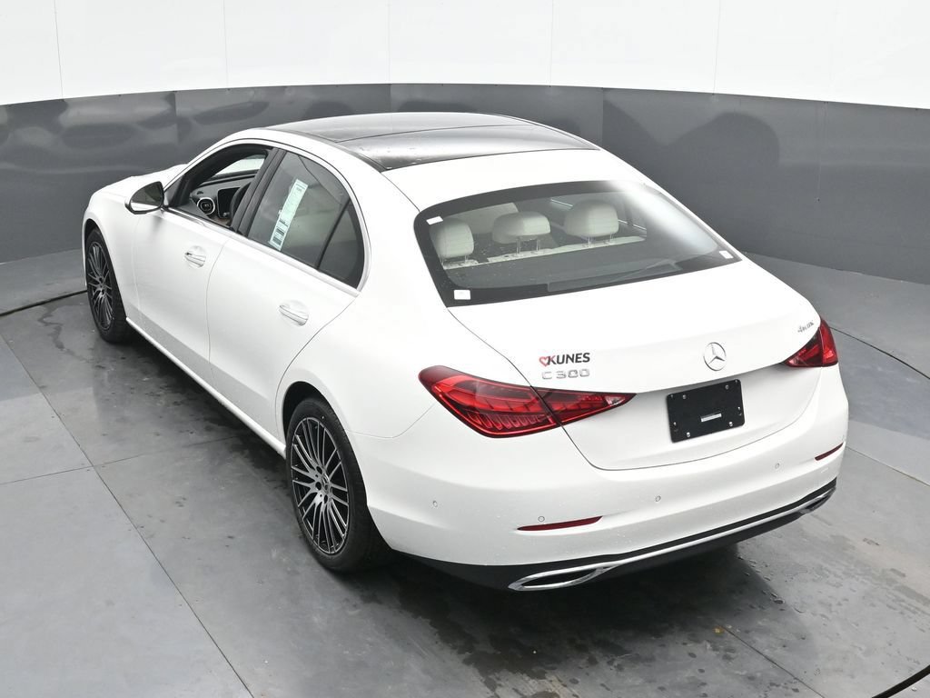 Used 2025 Mercedes-Benz C 300 4MATIC Sedan image 43