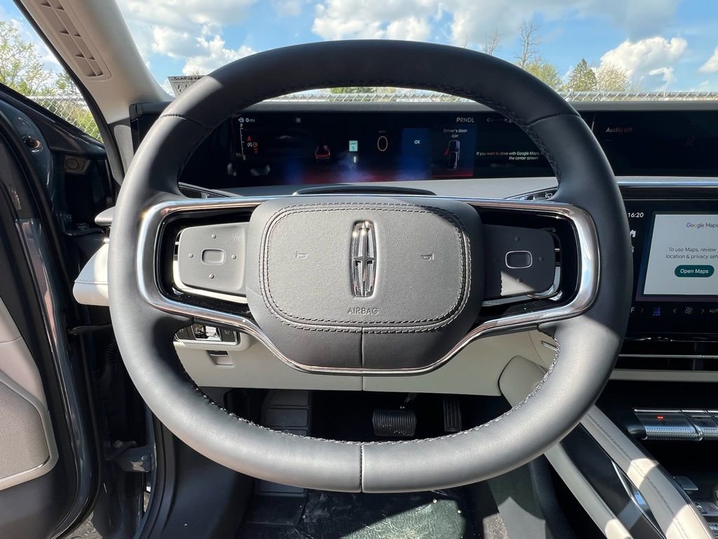 New 2026 Lincoln Nautilus Reserve w/ Jet Appearance Package AWD/4WD image 7