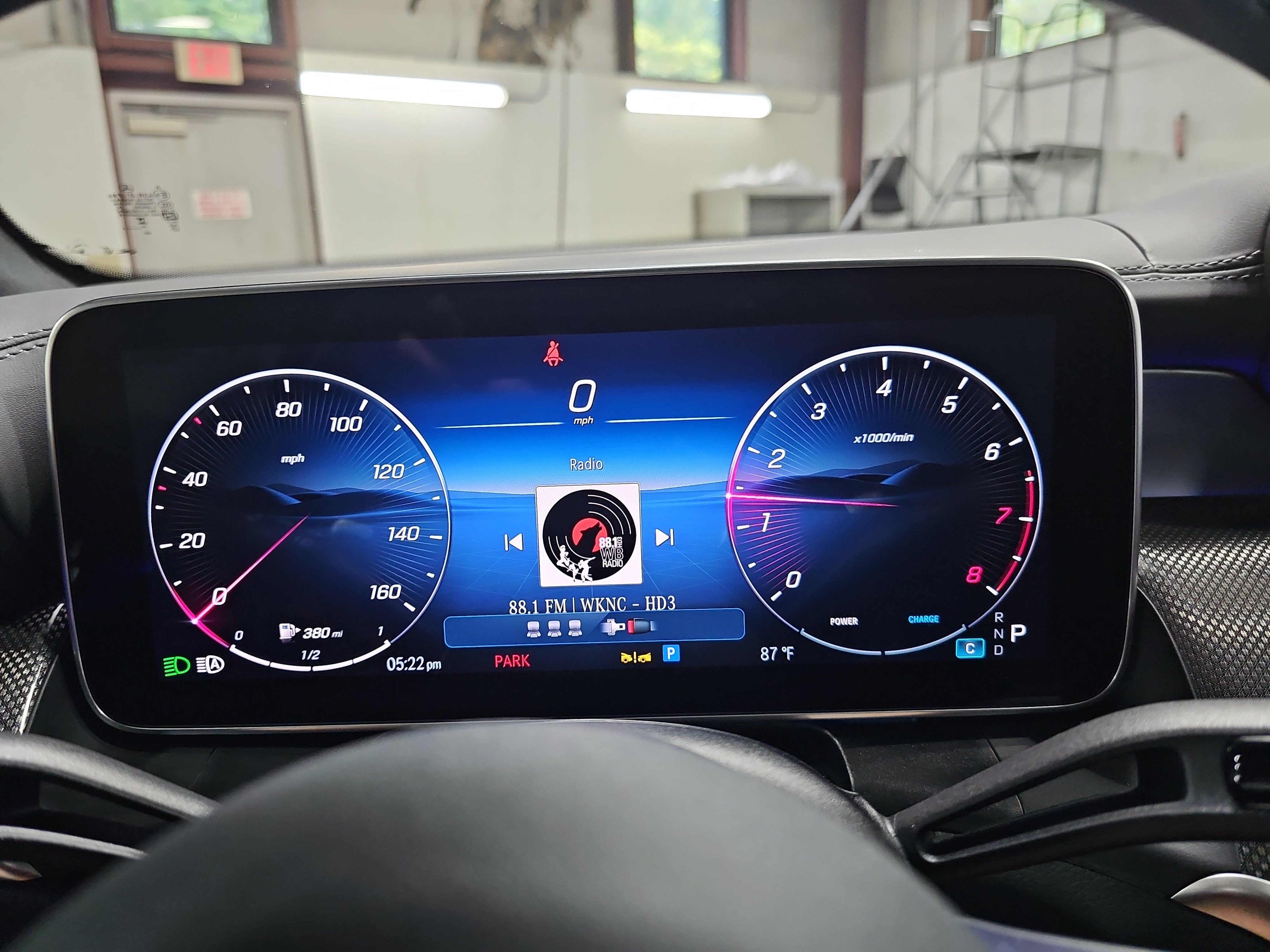 Used 2026 Mercedes-Benz GLC 300 image 21