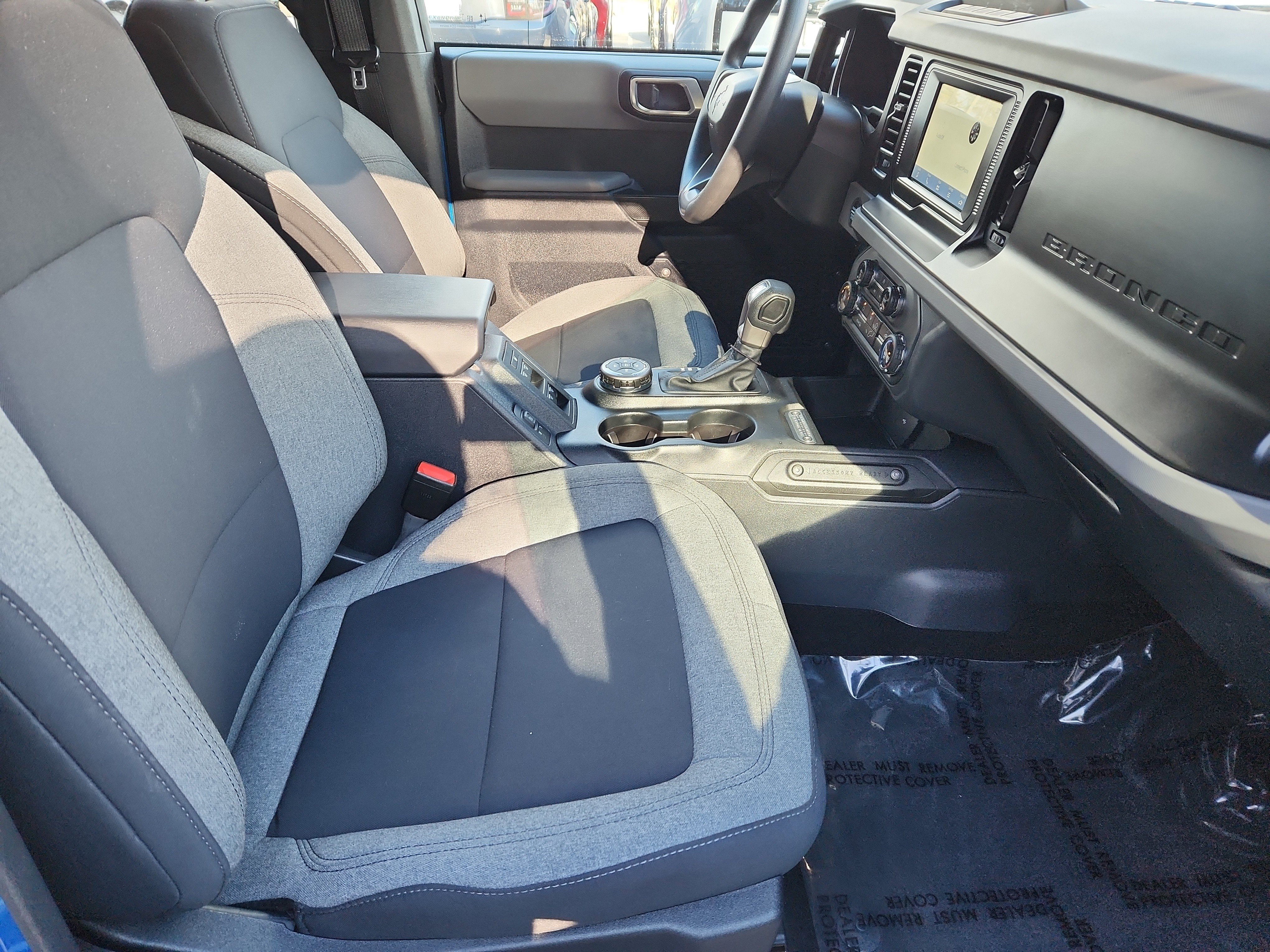 Used 2022 Ford Bronco 4-Door w/ Sasquatch Package image 3