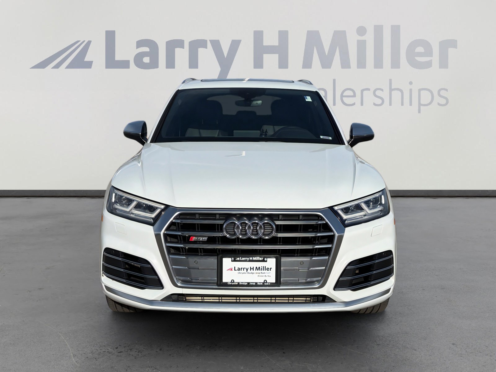 Used 2020 Audi SQ5 Premium Plus w/ Premium Plus Package image 9