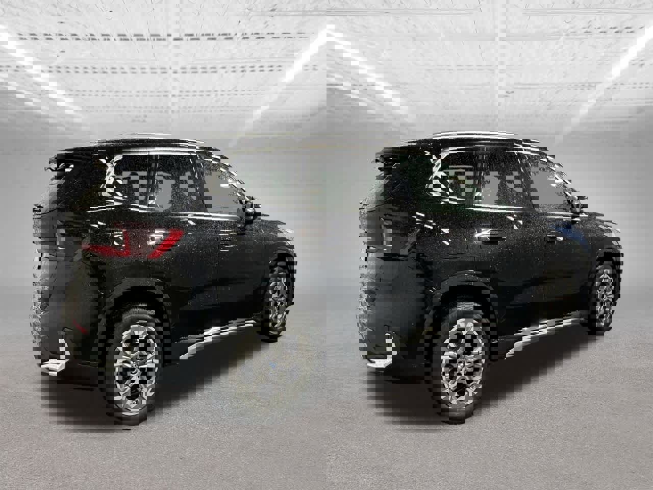 Used 2025 BMW X1 xDrive28i image 5