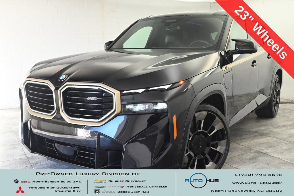 Used 2023 BMW XM AWD/4WD image 1