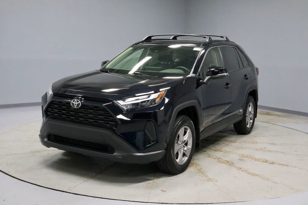 Used 2025 Toyota RAV4 XLE w/ Convenience Package image 6
