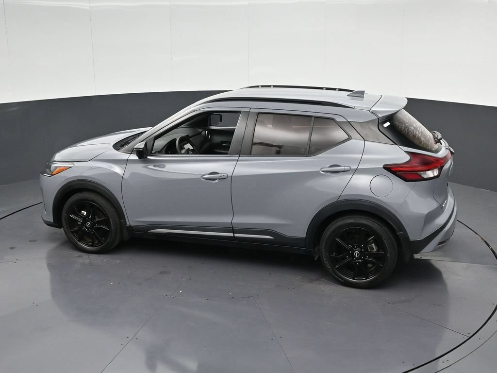 Used 2022 Nissan Kicks SR w/ Premium Package FWD image 26