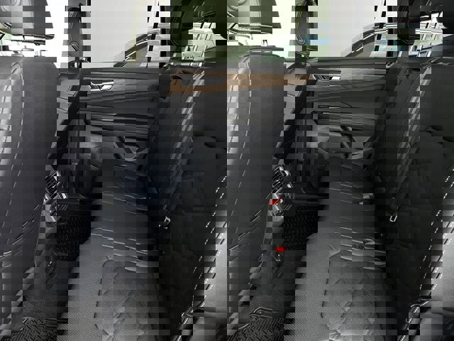 New 2026 Volkswagen Atlas SE image 26