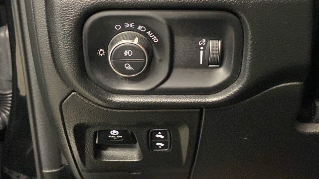 Used 2022 RAM 1500 Big Horn AWD/4WD image 29