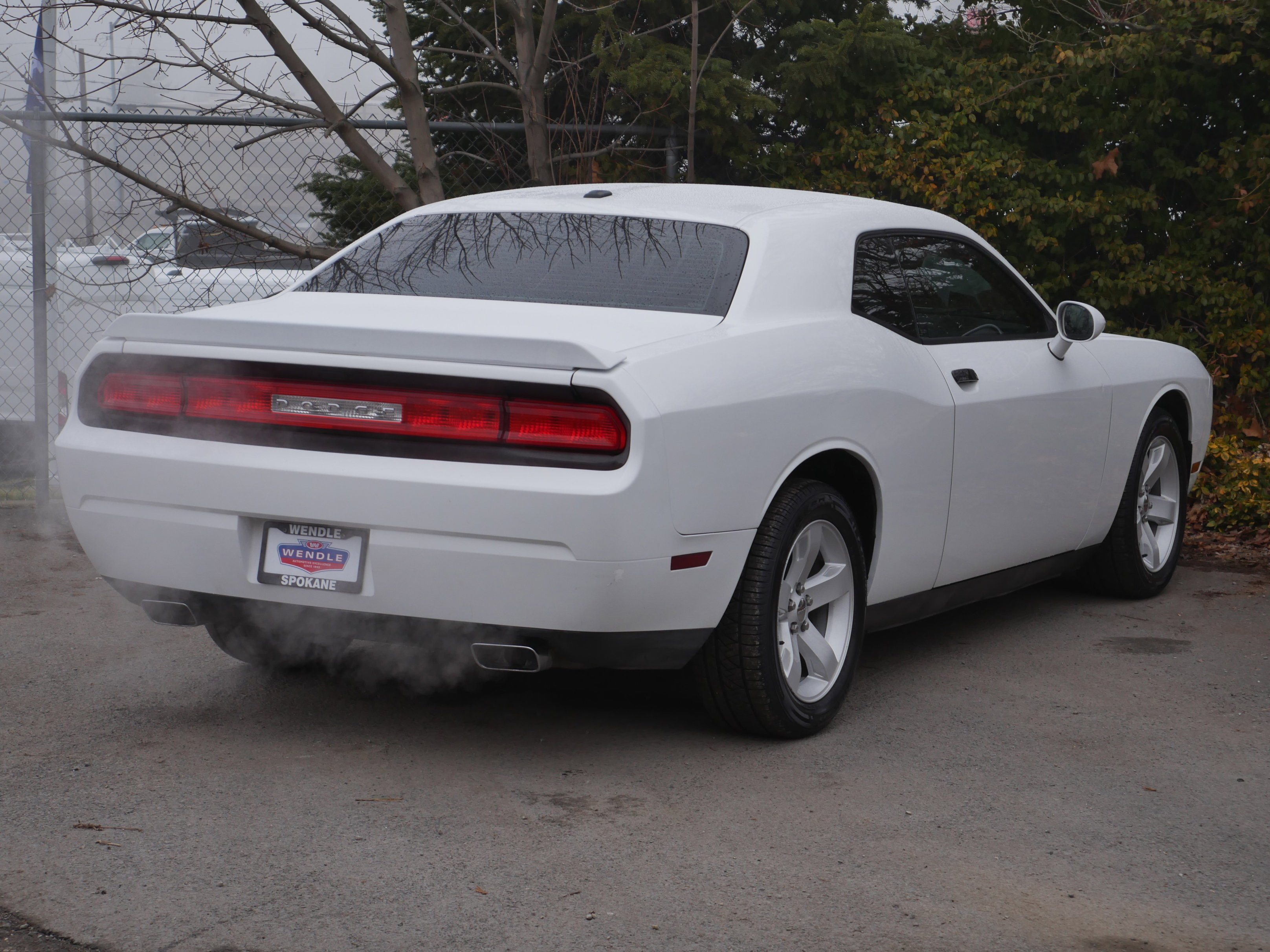 Used 2013 Dodge Challenger SXT image 17