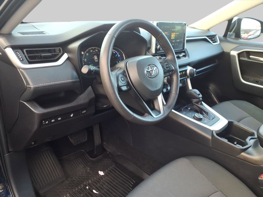 Used 2024 Toyota RAV4 XLE w/ Convenience Package image 16