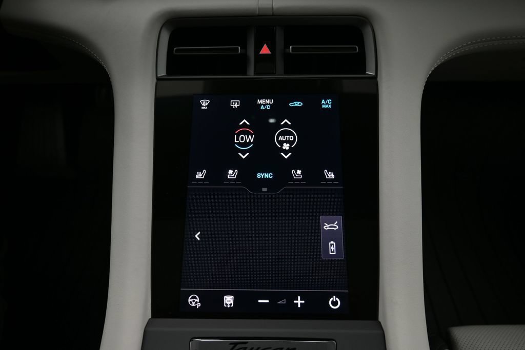 New 2026 Porsche Taycan 4S AWD/4WD image 17