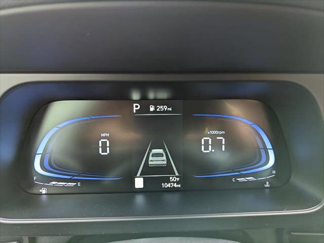 Used 2025 Hyundai Elantra Sport image 21