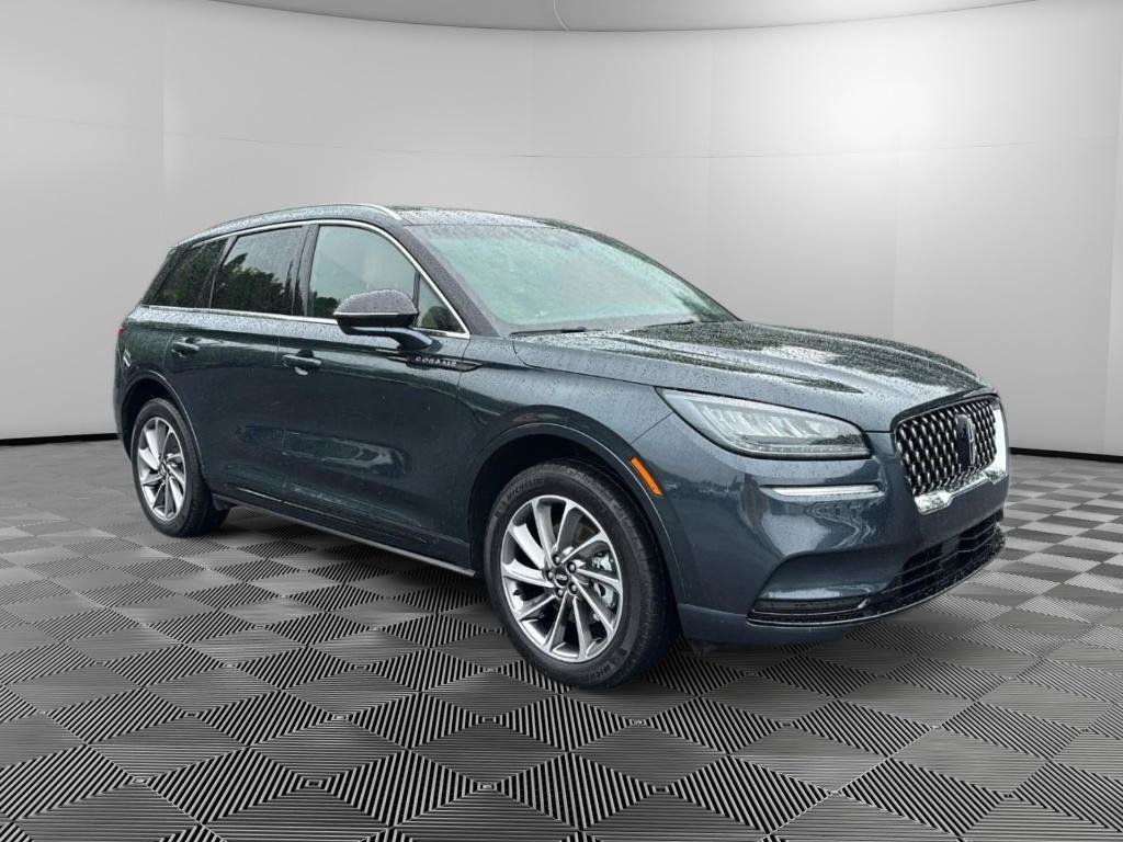 Used 2022 Lincoln Corsair Grand Touring AWD/4WD image 2