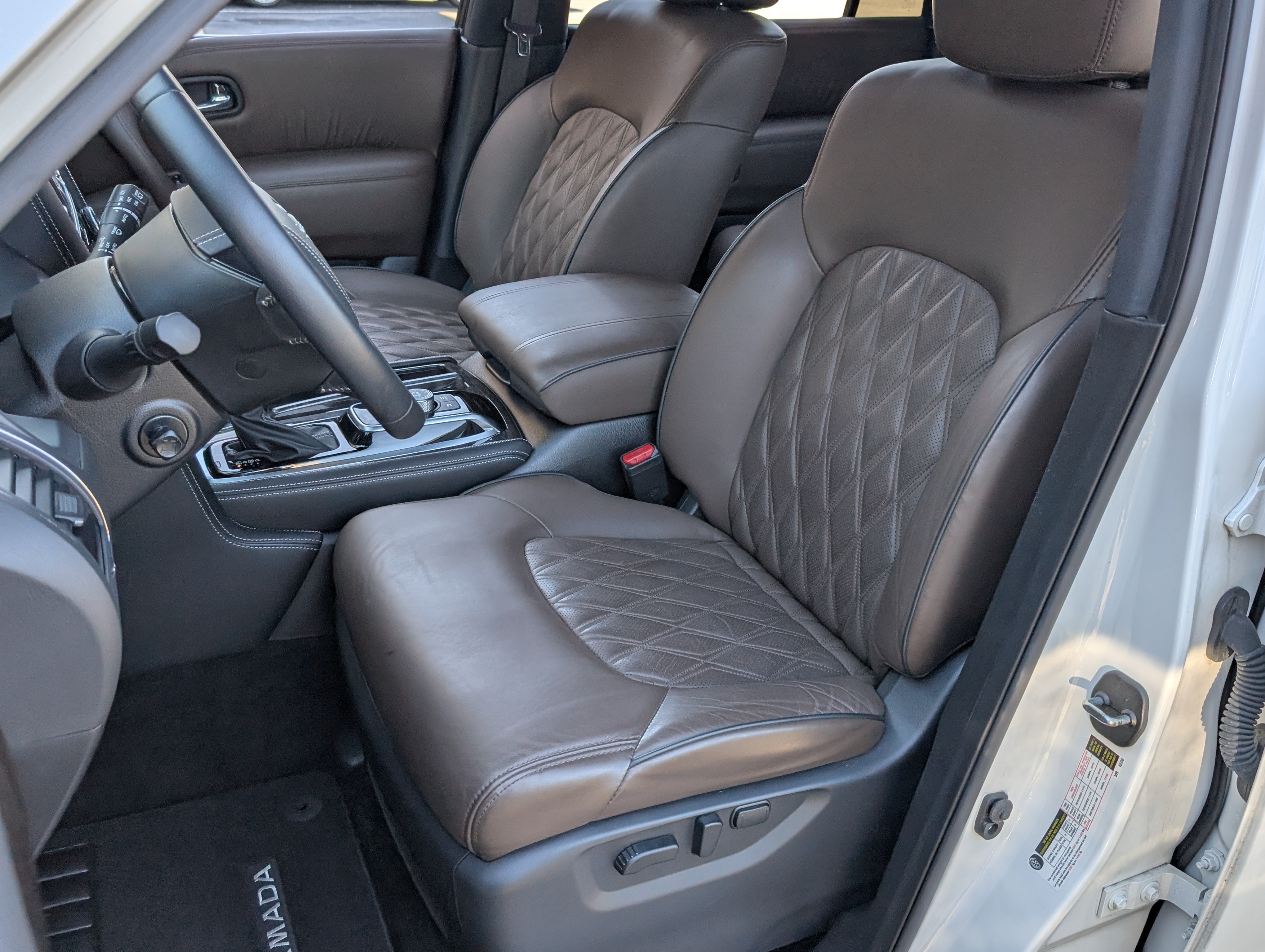 Used 2023 Nissan Armada Platinum w/ Cargo Package AWD/4WD image 17