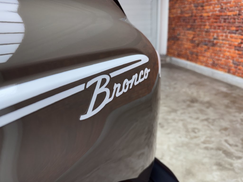 New 2026 Ford Bronco Heritage Edition AWD/4WD image 3