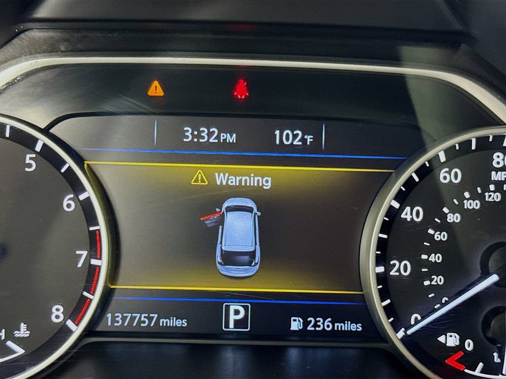 Used 2016 Nissan Murano S FWD image 15
