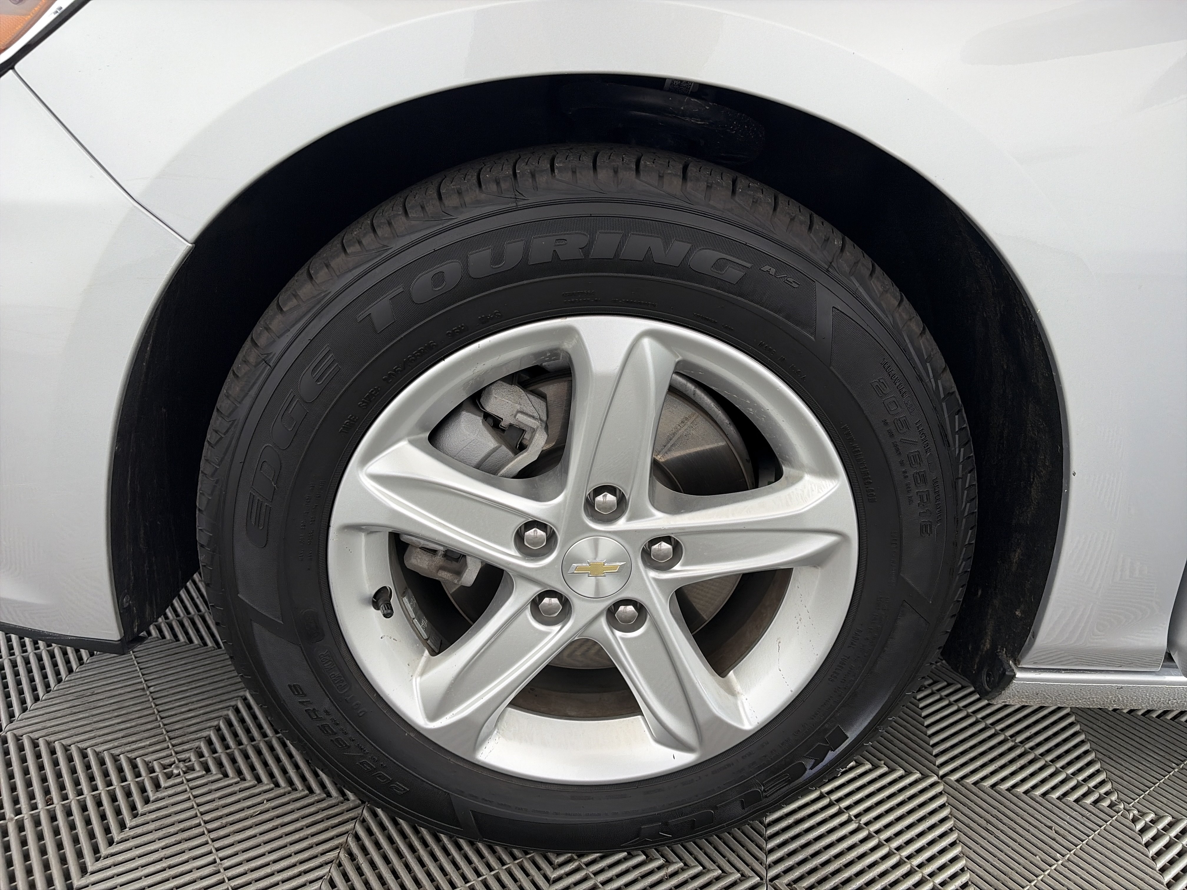 Used 2022 Chevrolet Malibu LT FWD image 13