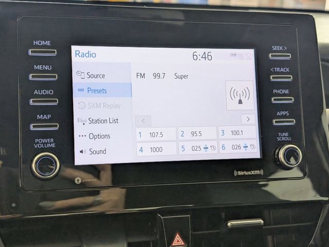 Used 2021 Toyota Camry SE image 19