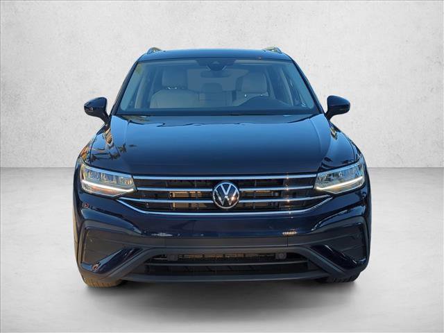 Used 2023 Volkswagen Tiguan SE w/ Panoramic Sunroof Package video 2