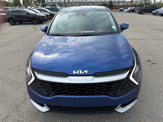 Used 2023 Kia Sportage EX image 11