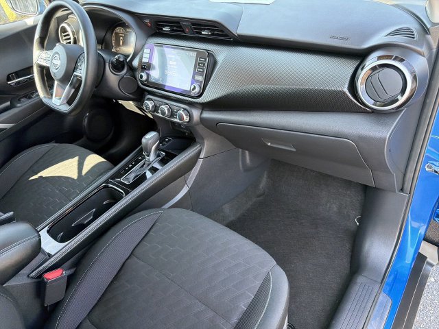 Used 2024 Nissan Kicks SV w/ Interior Electronics Package FWD image 28