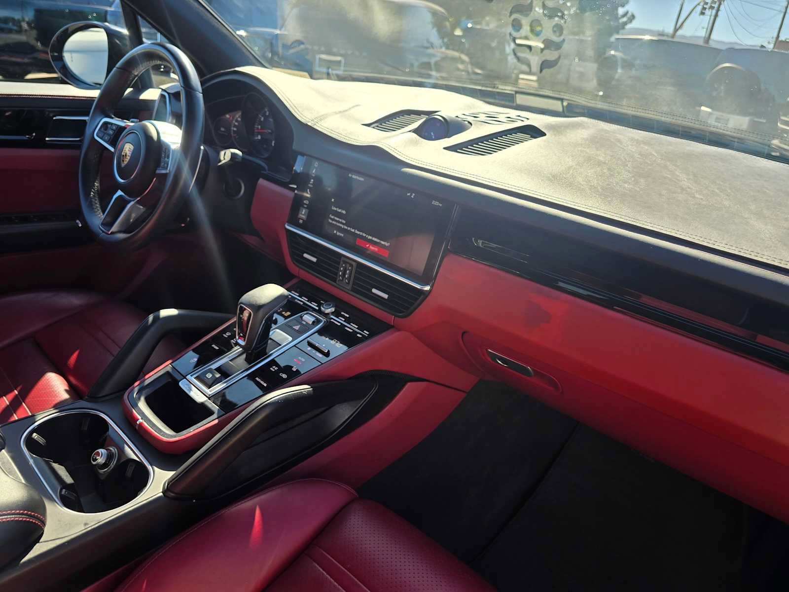 Used 2019 Porsche Cayenne AWD/4WD image 11