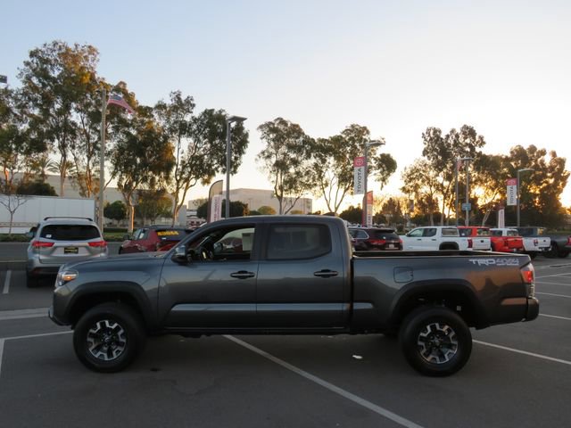 Certified 2022 Toyota Tacoma TRD Off-Road w/ Technology Package image 8