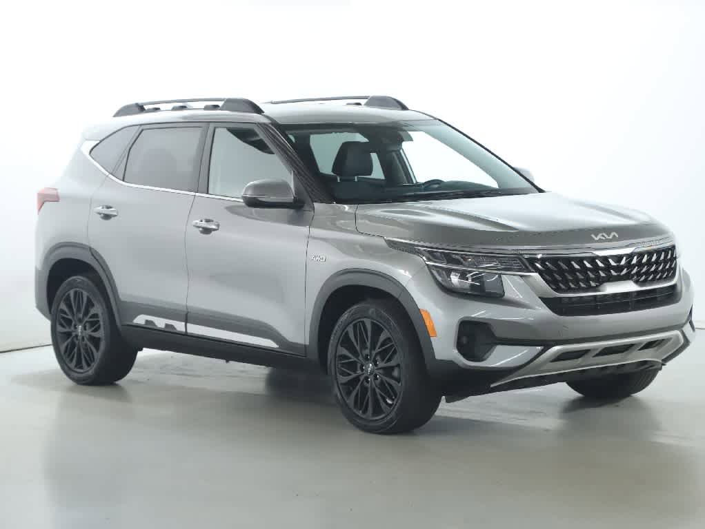 Used 2023 Kia Seltos Nightfall Edition AWD/4WD image 9