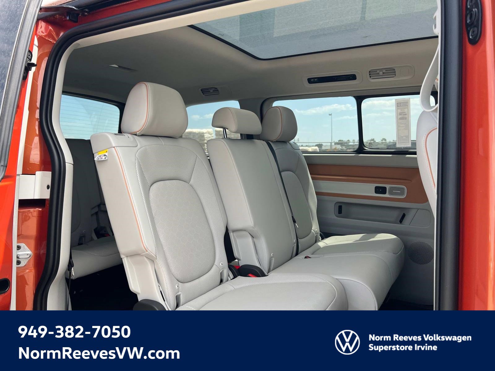 New 2025 Volkswagen ID. Buzz 1st Edition image 32