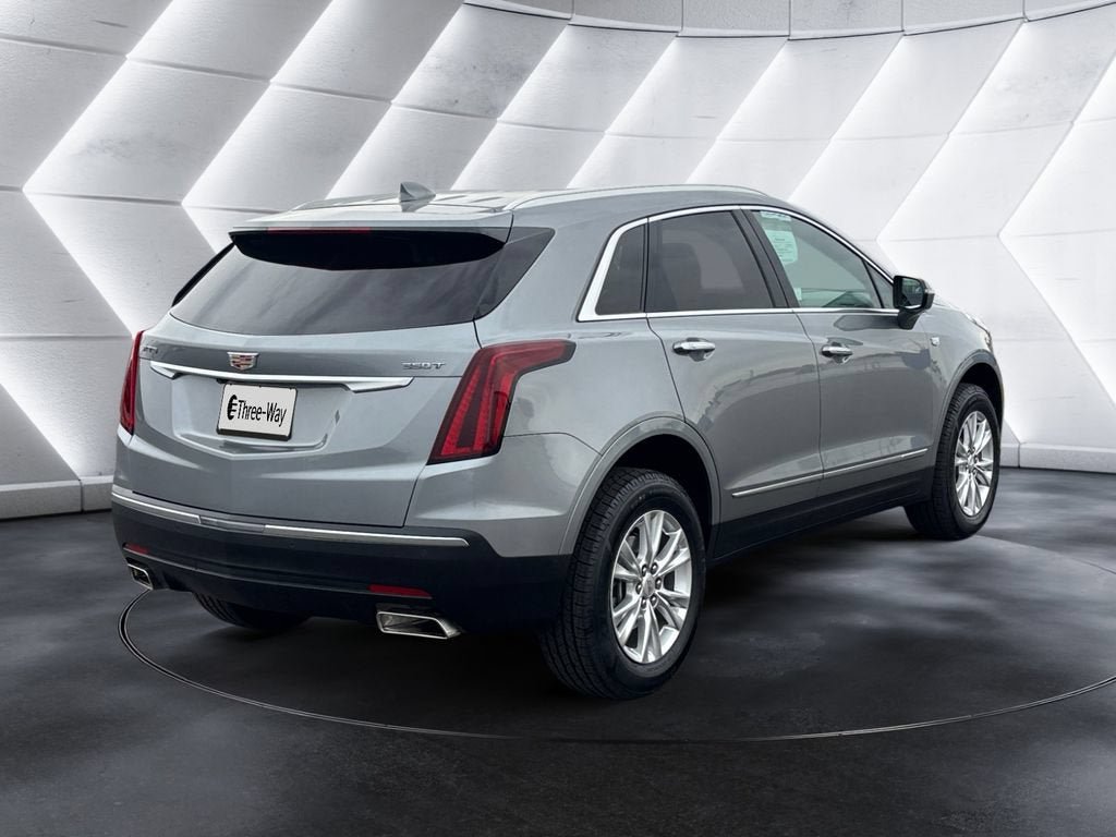 Certified 2024 Cadillac XT5 Luxury FWD image 5