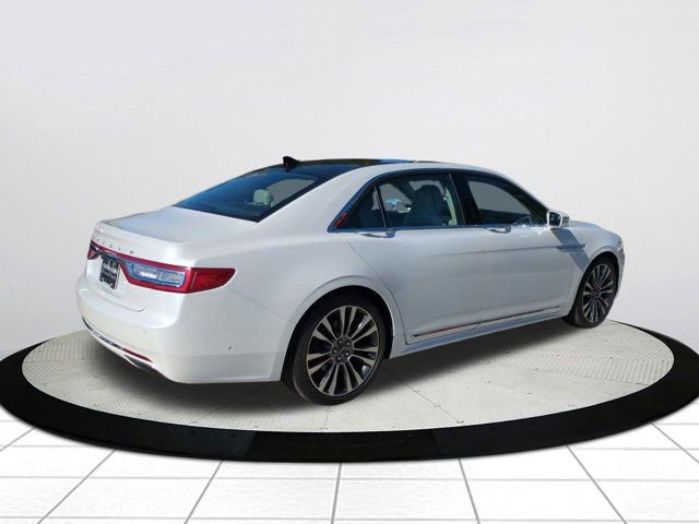 Used 2019 Lincoln Continental Reserve image 3