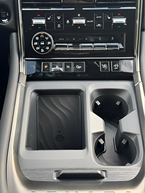 New 2026 Nissan Armada PRO-4X w/ Captain's Chari Seat Package AWD/4WD image 12