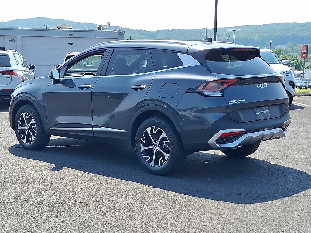 Certified 2023 Kia Sportage EX AWD/4WD image 4