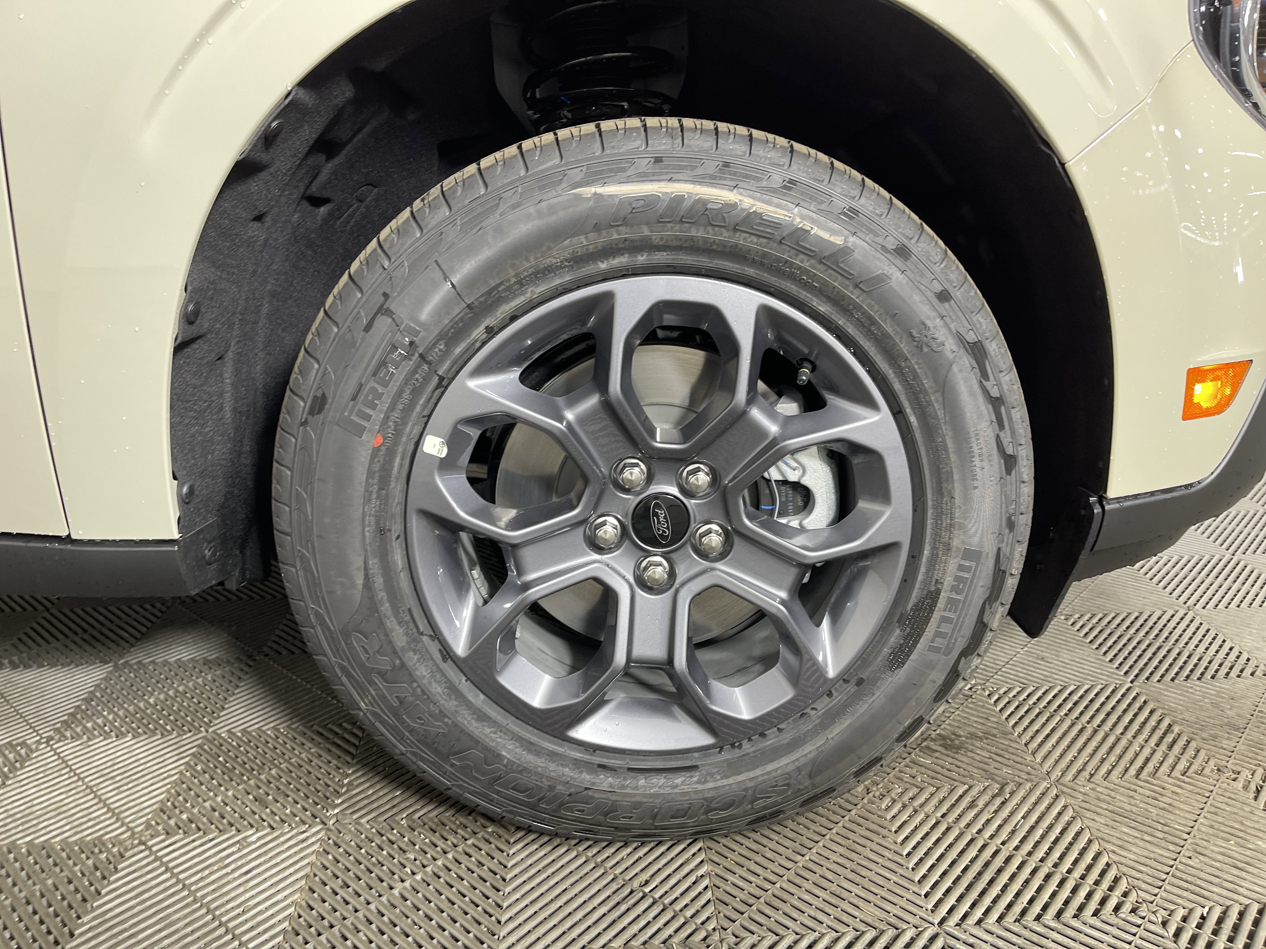 New 2025 Ford Maverick XLT w/ XLT Luxury Package image 11