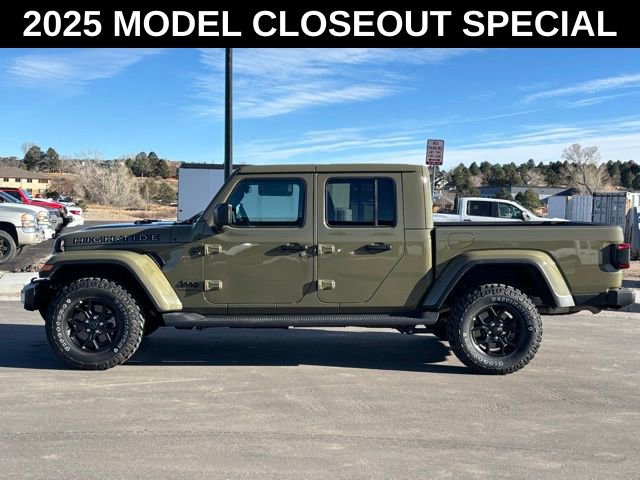 New 2025 Jeep Gladiator High Tide image 2