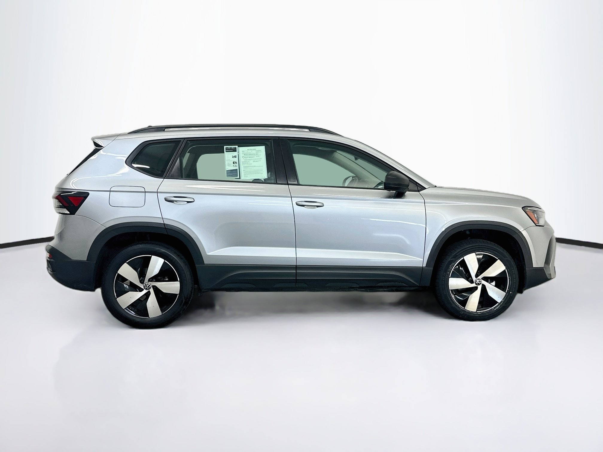 Used 2025 Volkswagen Taos S AWD/4WD image 10