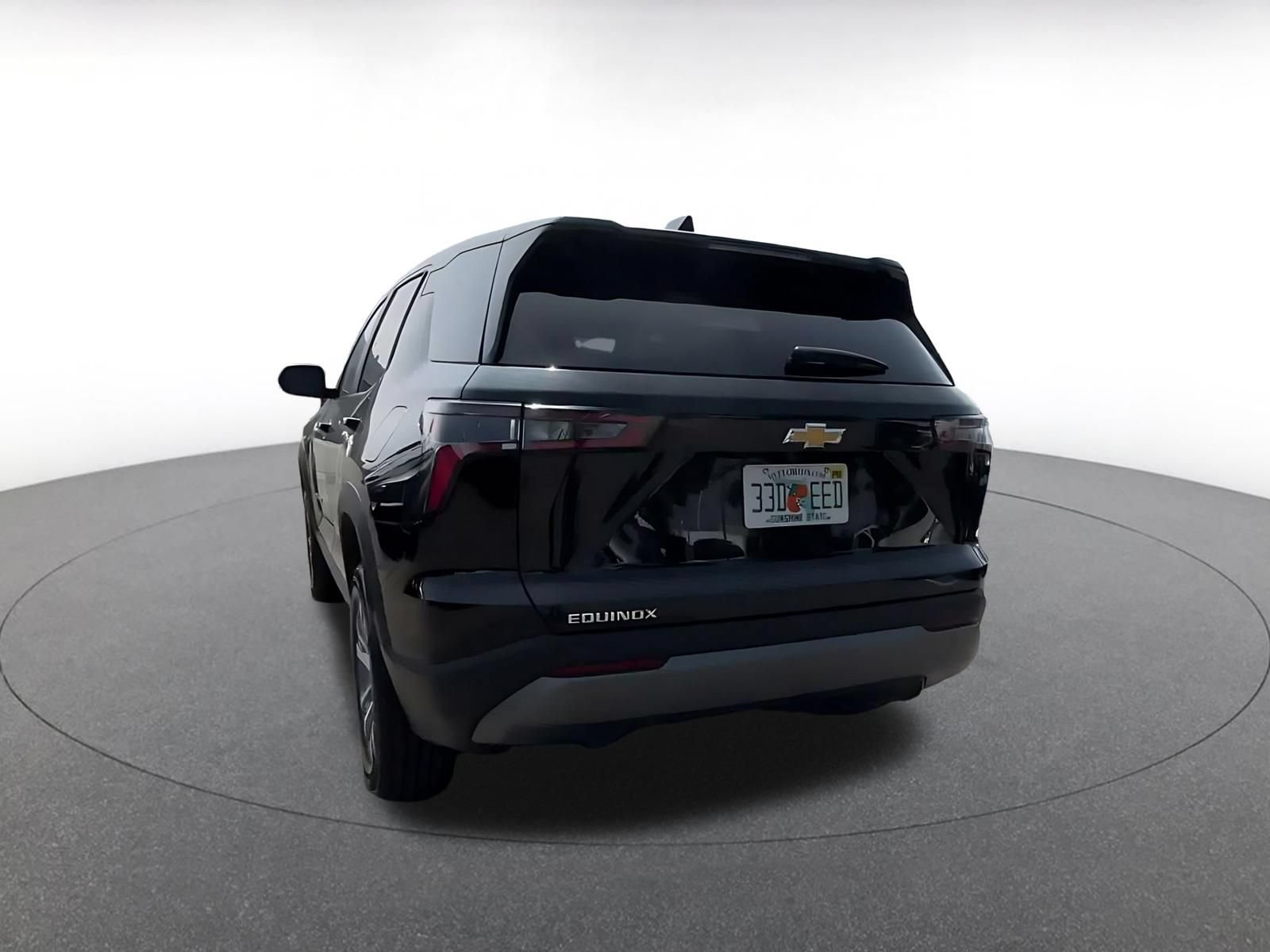 Used 2025 Chevrolet Equinox LT FWD image 10