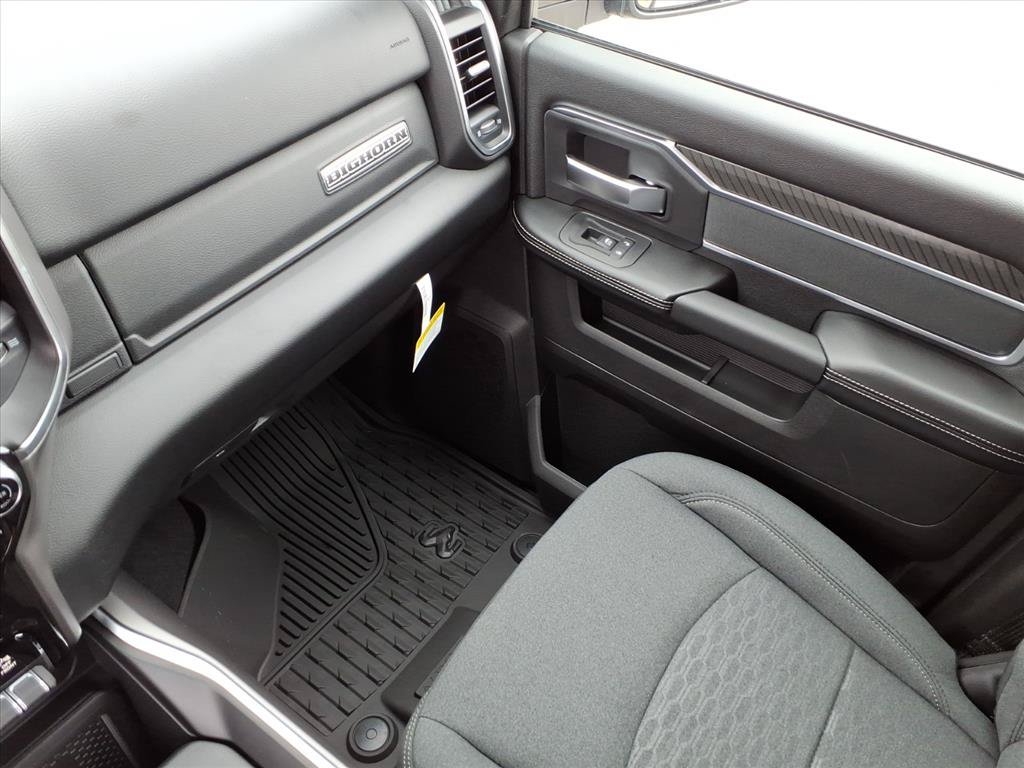 New 2026 RAM 2500 Big Horn AWD/4WD image 34