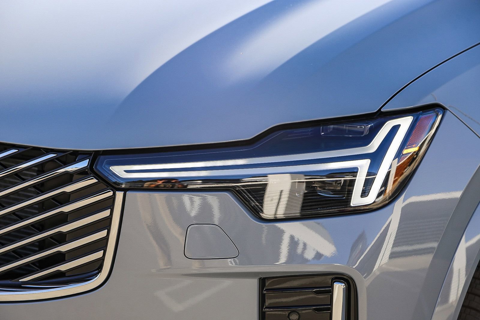 New 2026 Volvo XC90 T8 Ultra w/ Protection Package Premier image 4