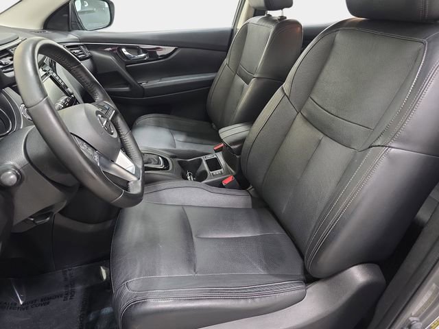 Used 2019 Nissan Rogue Sport SL w/ Premium Package image 14