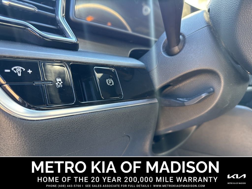 Used 2023 Kia Sportage X-Line image 15