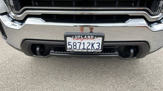 Used 2021 GMC Sierra 2500 SLT w/ SLT Convenience Package image 9