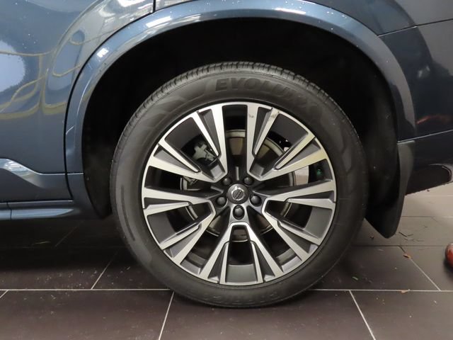 Used 2020 Volvo XC90 T5 Momentum FWD image 14