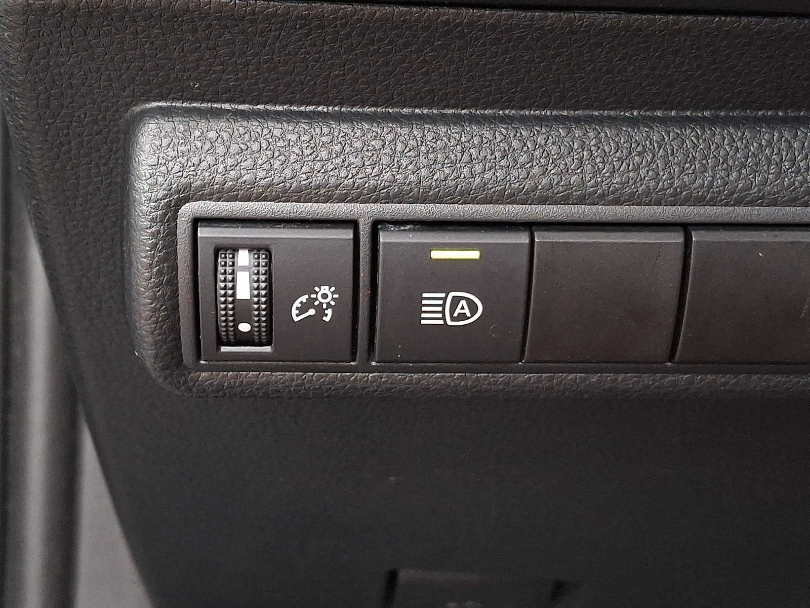 Used 2022 Toyota Corolla SE FWD image 20