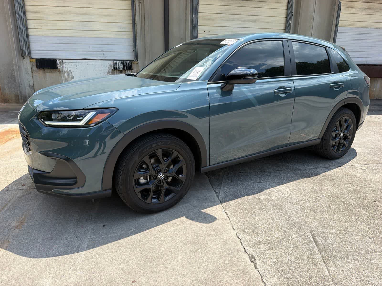 Certified 2025 Honda HR-V Sport image 4