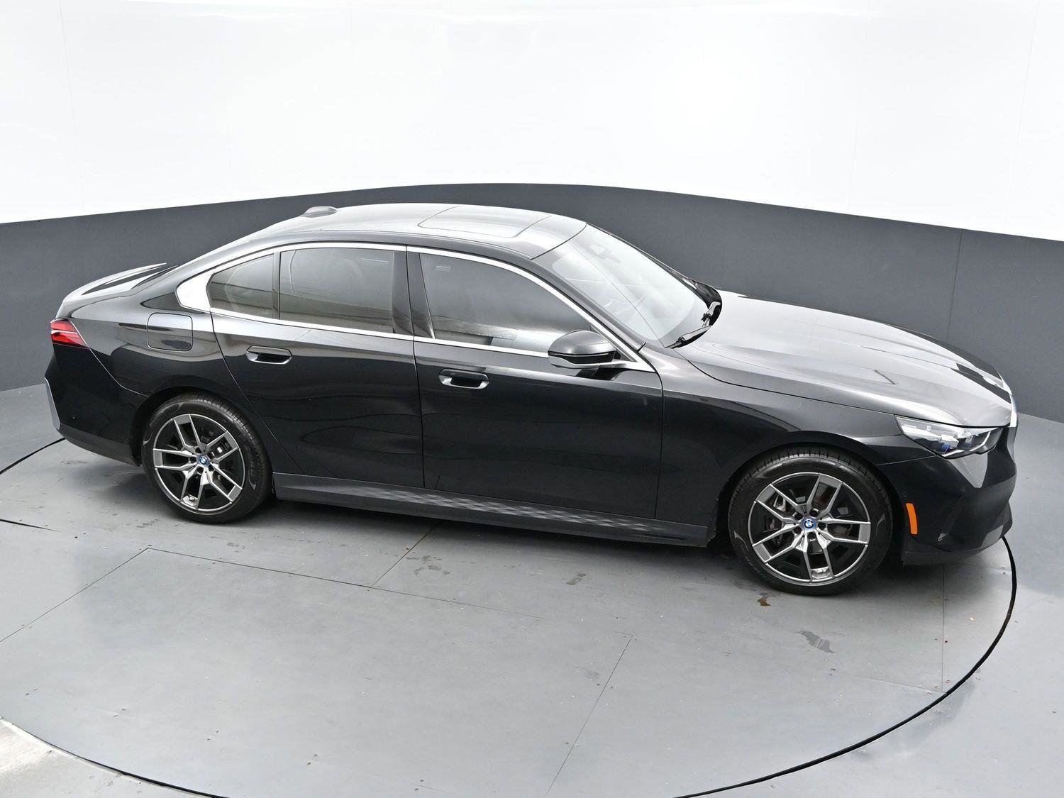 Used 2024 BMW i5 eDrive40i w/ M Sport Package image 43