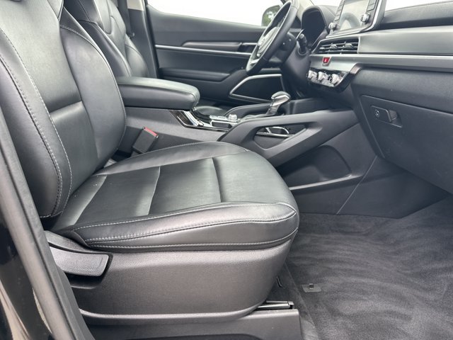 Used 2020 Kia Telluride LX FWD image 16