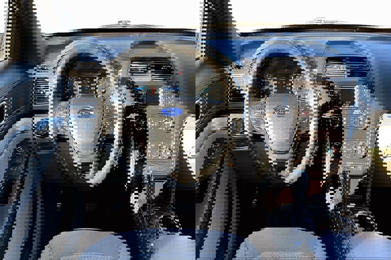 Used 2018 Ford Explorer Base image 5