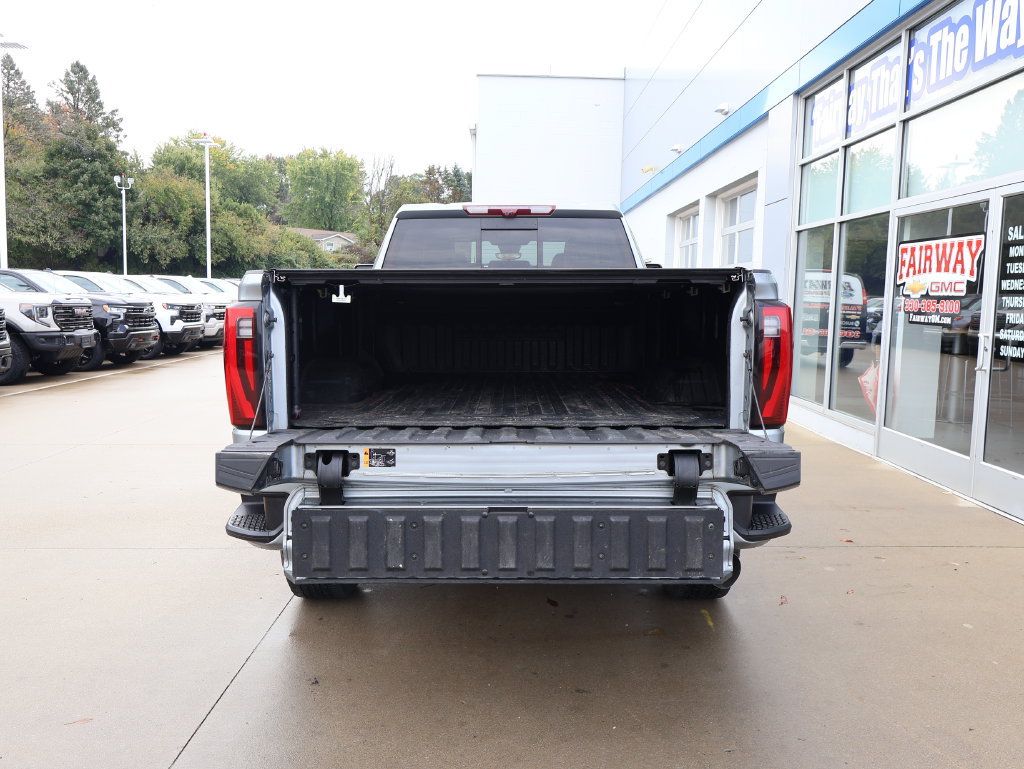 Used 2024 GMC Sierra 3500 Denali Ultimate AWD/4WD image 37