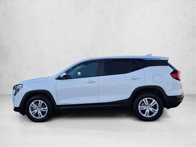 Used 2024 GMC Terrain SLE image 9