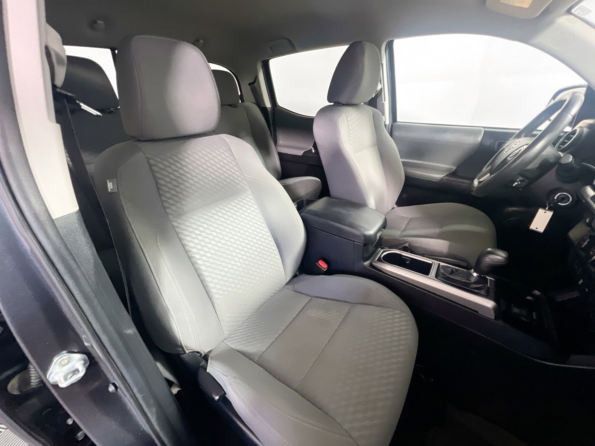 Used 2021 Toyota Tacoma SR5 image 30